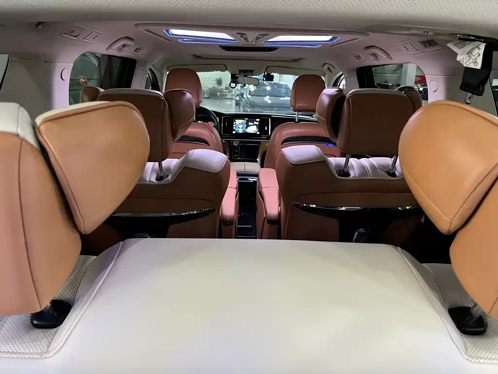 GAC Motor Trumpchi M8 — фото 2