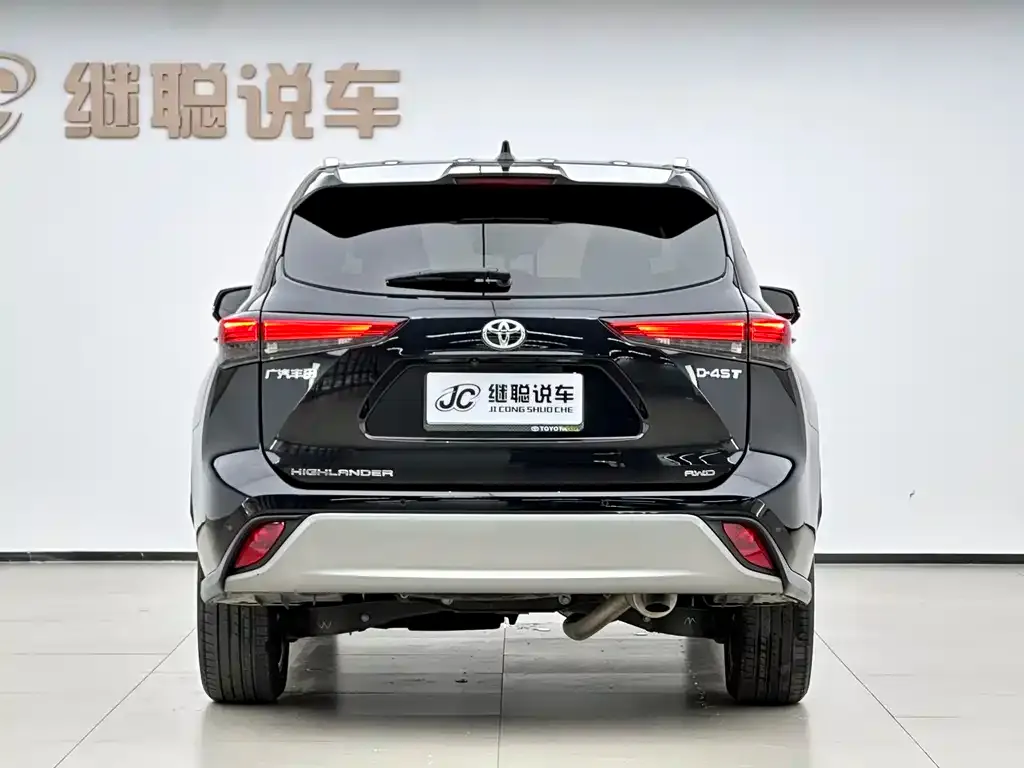 Toyota Highlander — фото 4