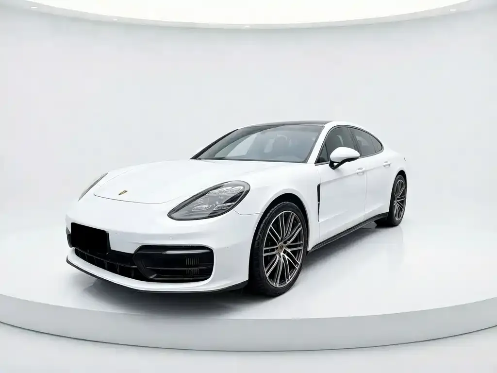 Porsche Panamera — фото 1