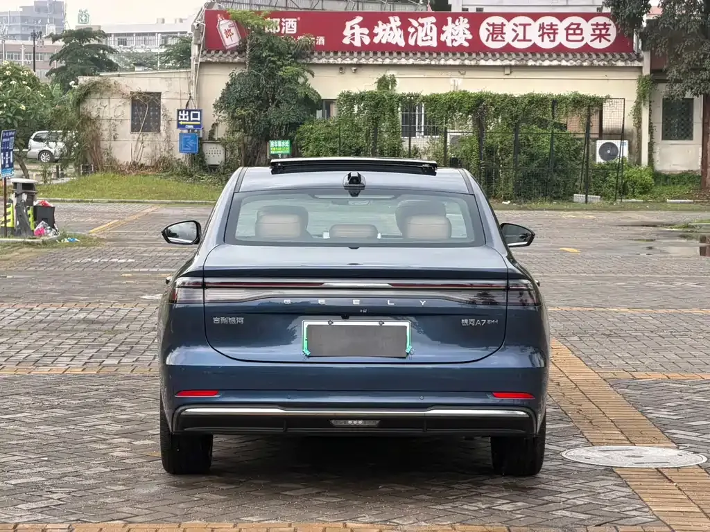 Geely Galaxy A7 — фото 6