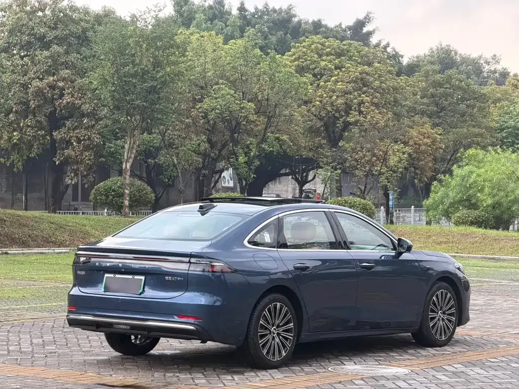 Geely Galaxy A7 — фото 9