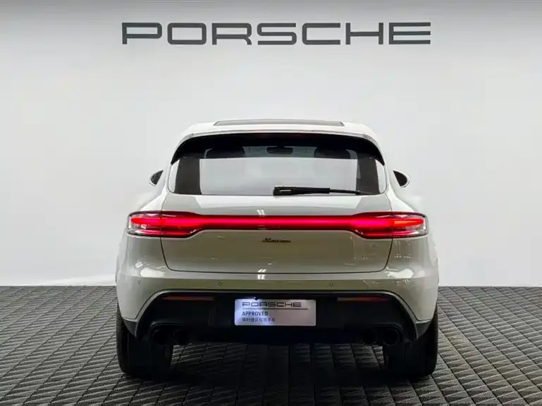Porsche Macan — фото 6