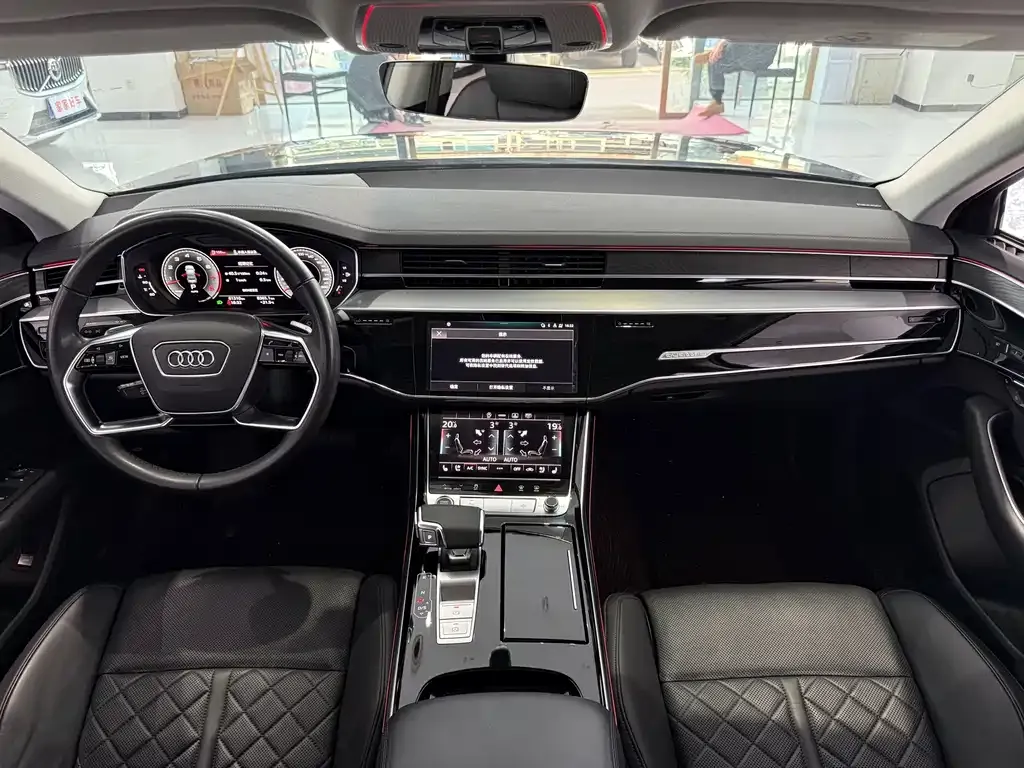 Audi A8 — фото 10