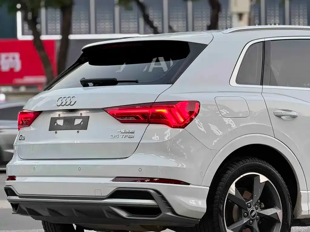 Audi Q3 2021 из CN, фото 9