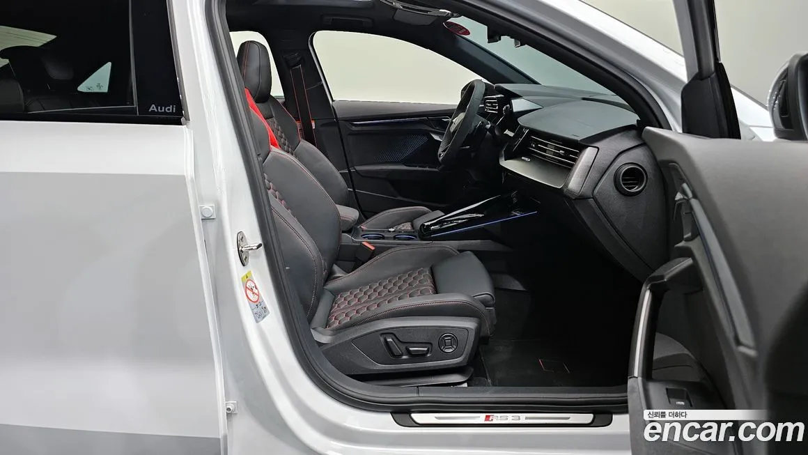 Audi RS3 2025 из KR, фото 7