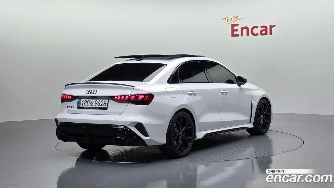Audi RS3 2025 из KR, фото 2