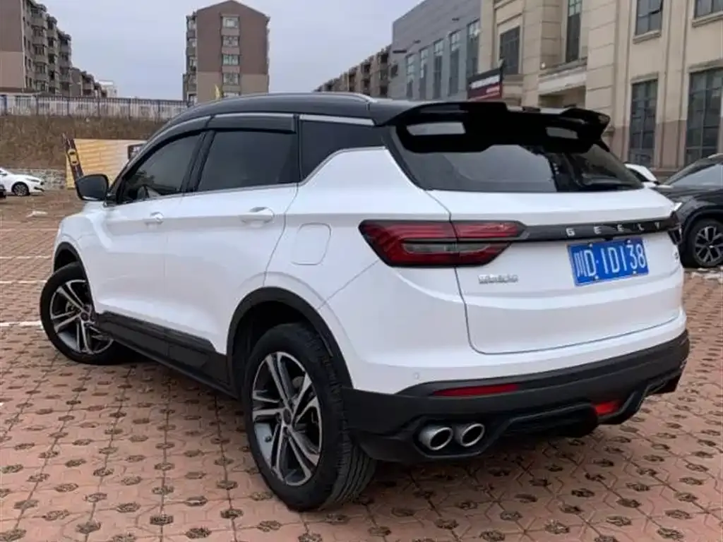 Geely Binyue — фото 10