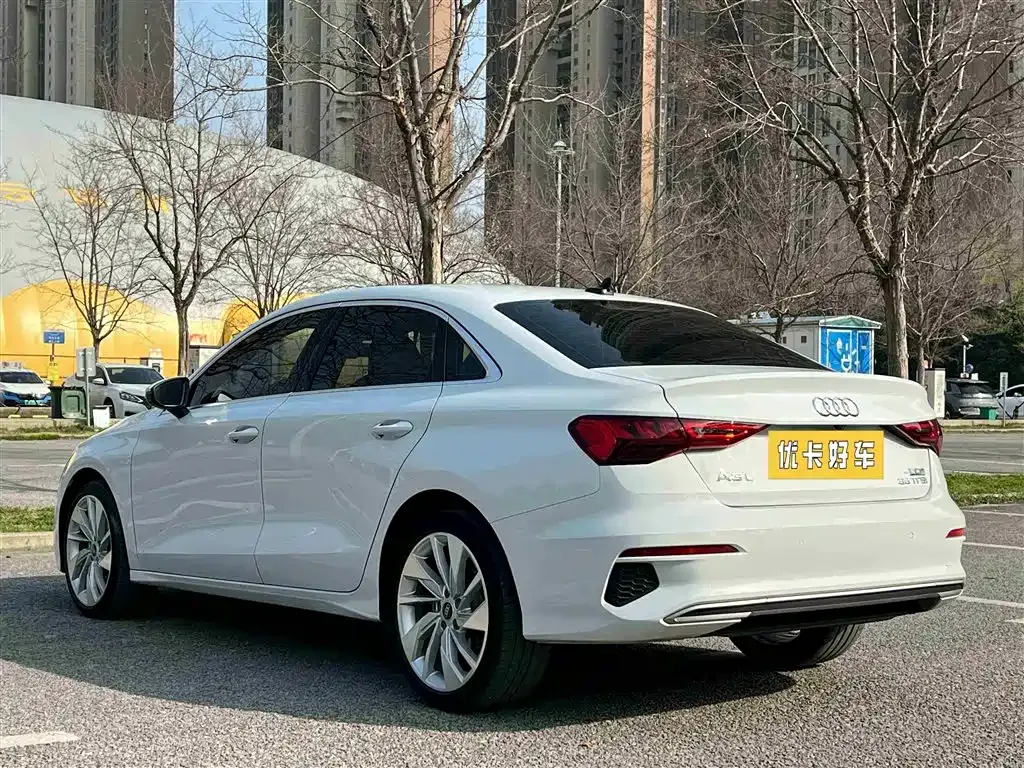 Audi A3 — фото 2