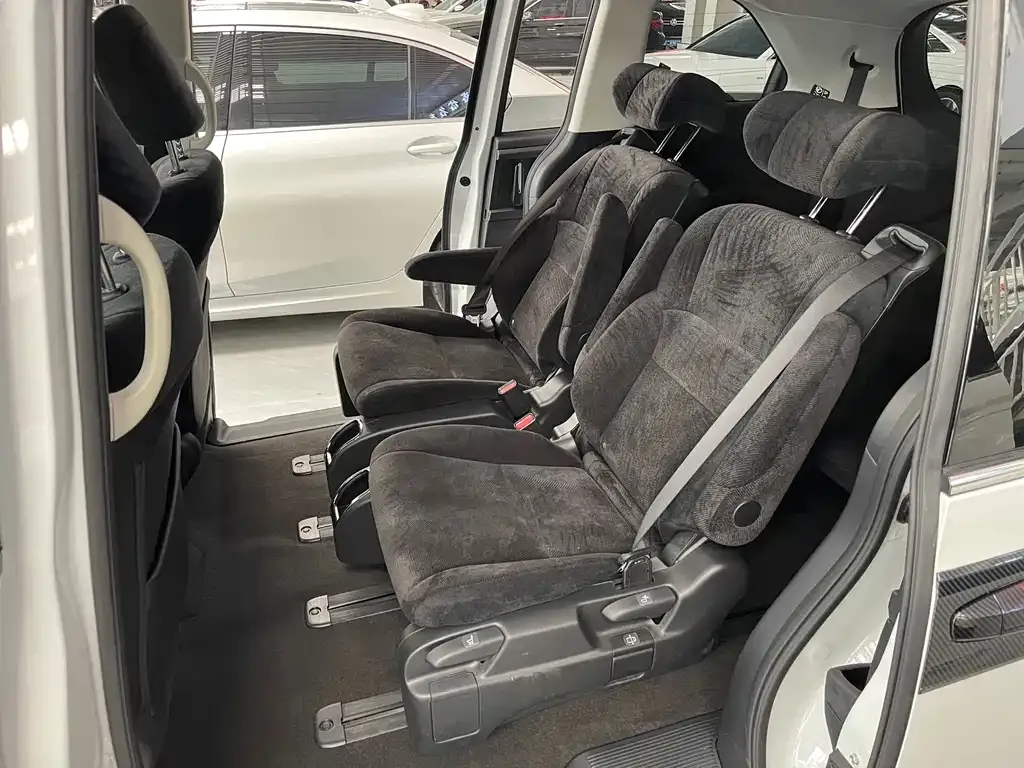 Honda Odyssey 2024 из CN, фото 3