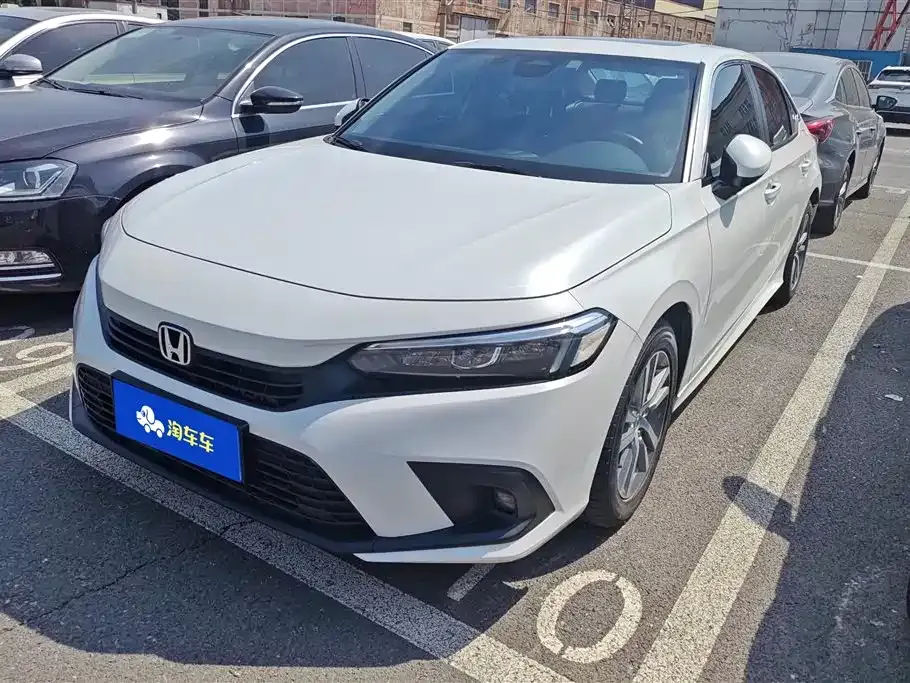 Honda Civic — фото 1