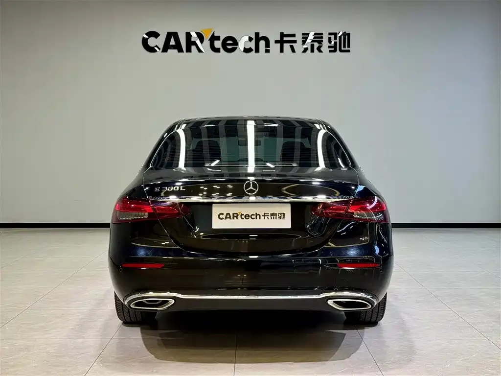 Mercedes-Benz E-Class — фото 10