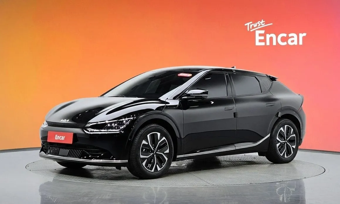 Kia EV6 — фото 1