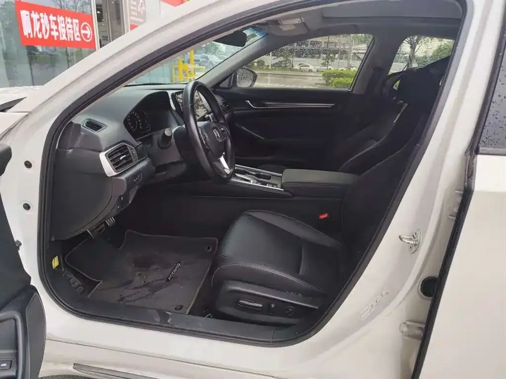 Honda Accord — фото 2