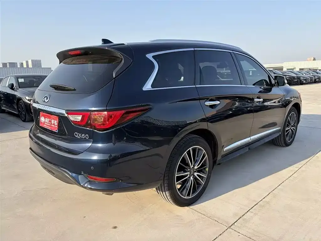 Infiniti QX60 (Import) 2022 из CN, фото 10