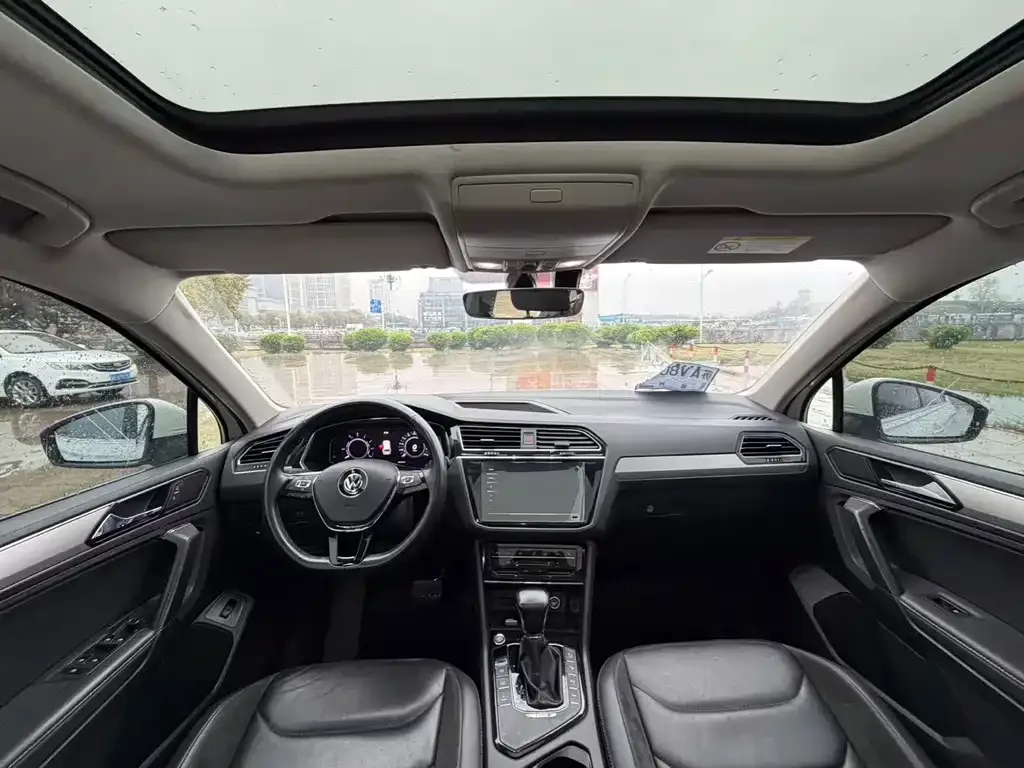Volkswagen Tiguan L New Energy 2021 из CN, фото 8