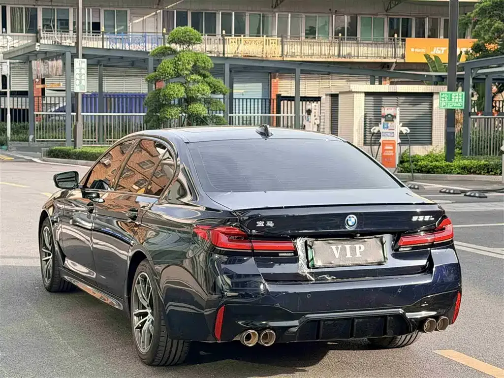 BMW 5 Series New Energy — фото 8