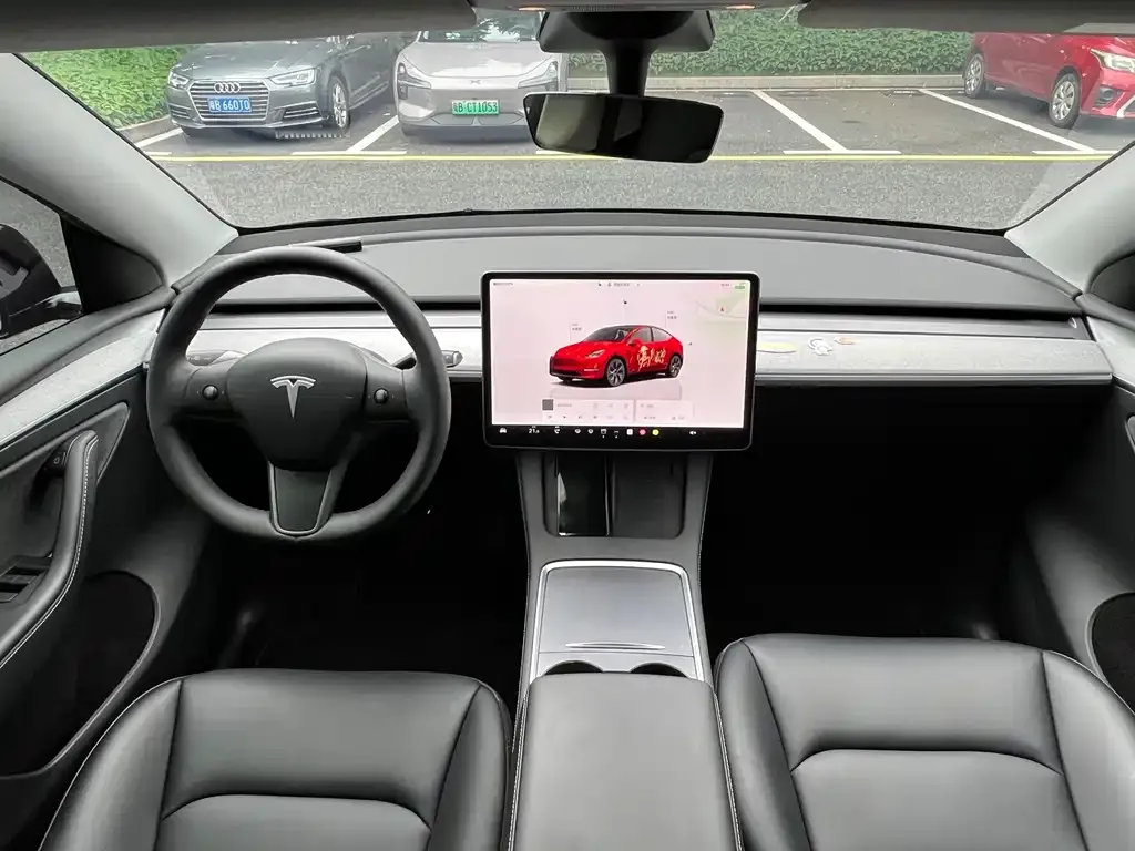 Tesla Model Y — фото 4