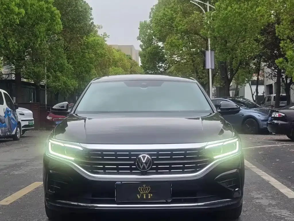Volkswagen Passat — фото 7
