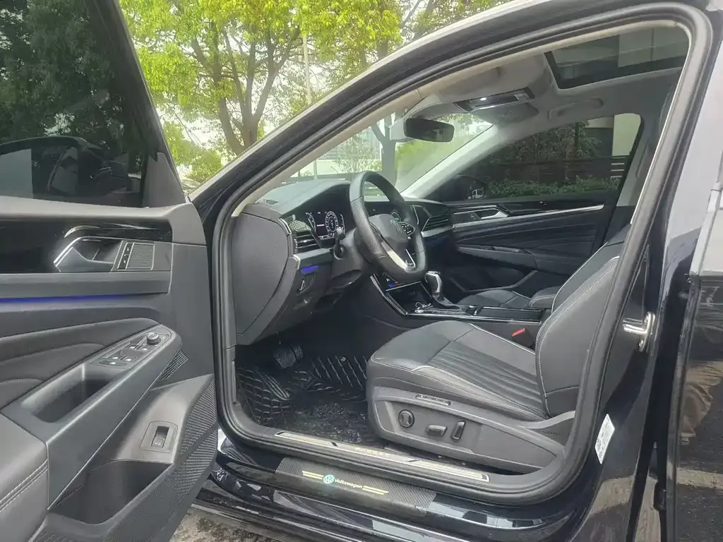 Volkswagen Passat — фото 6
