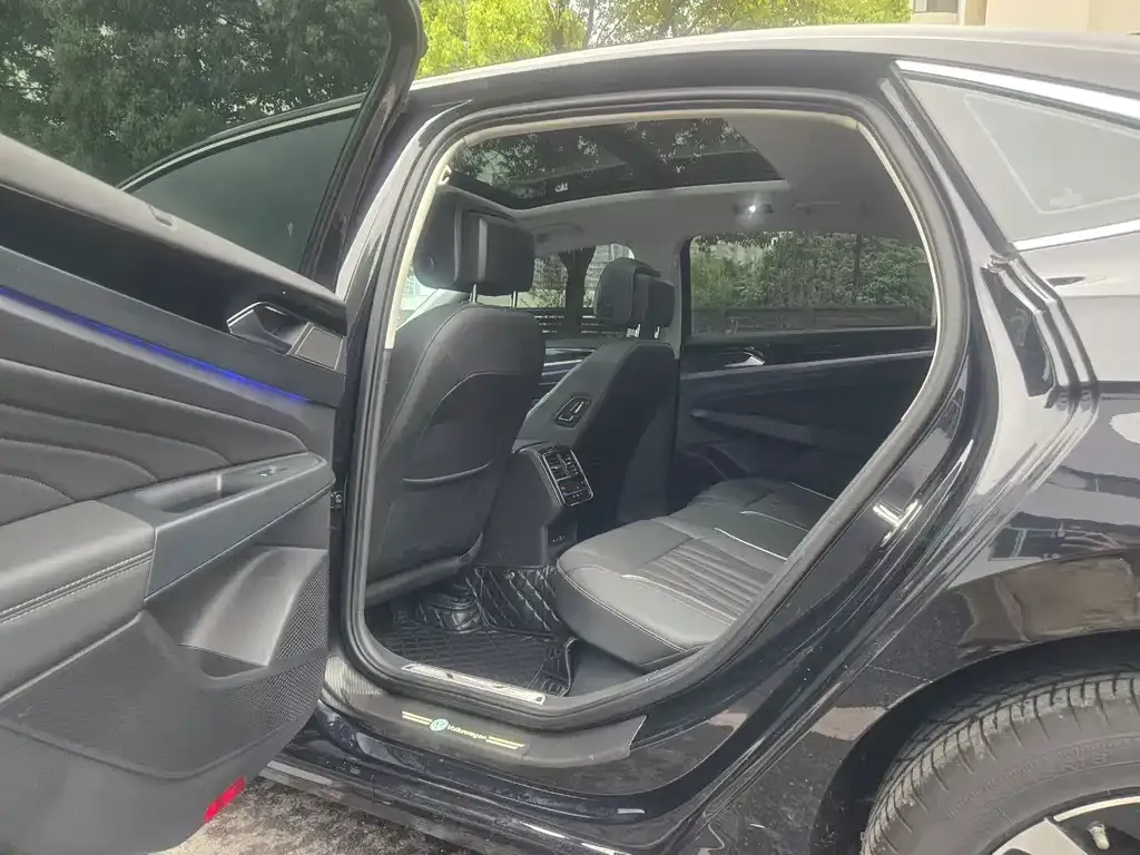 Volkswagen Passat — фото 4