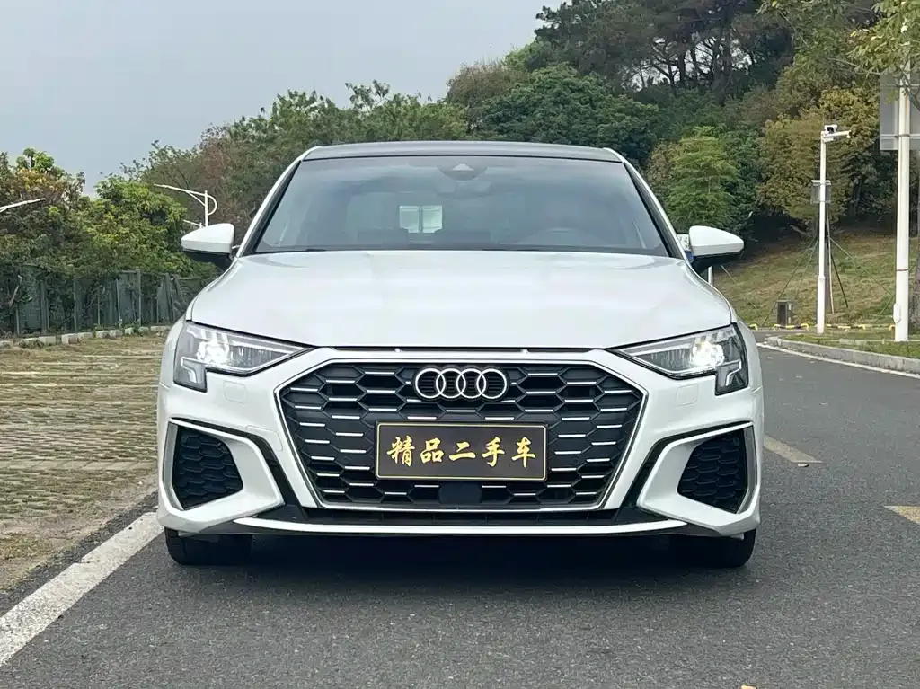 Audi A3 2023 из CN, фото 5