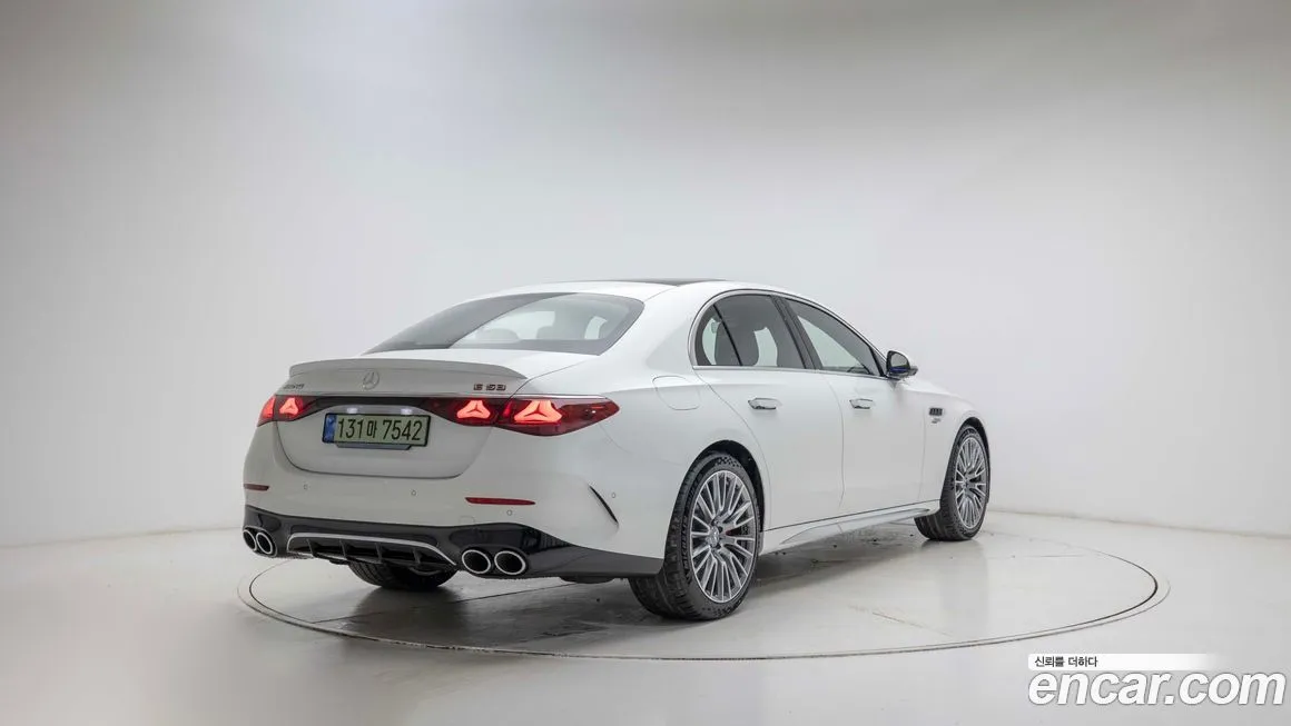 Mercedes-Benz E-Class 2026 из KR, фото 2