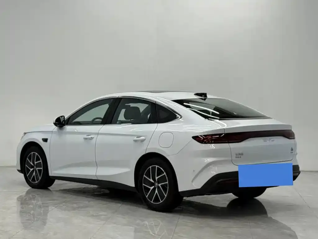BYD Qin L — фото 2