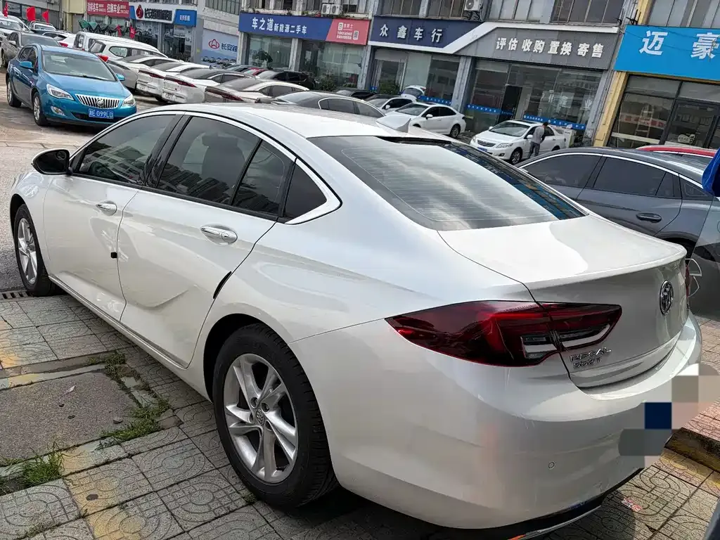Buick Regal 2023 из CN, фото 4