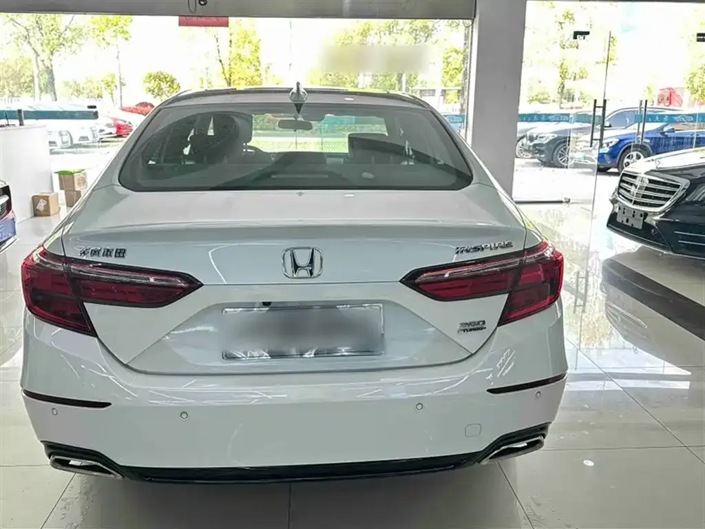 Honda Inspire — фото 5