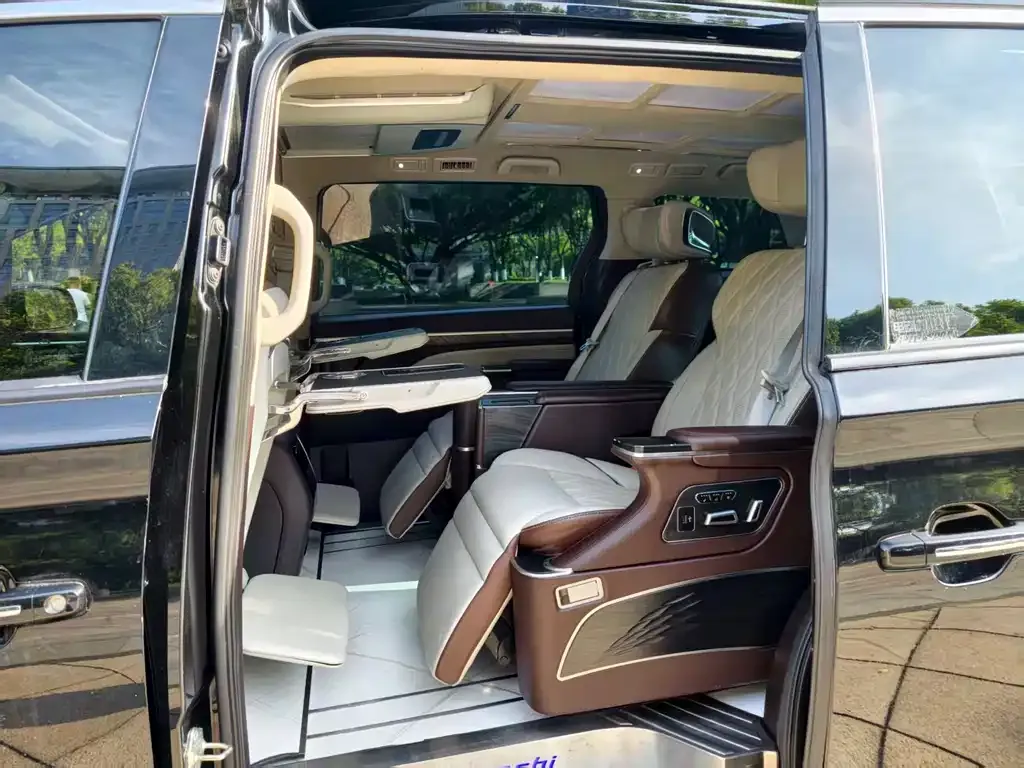 GAC Motor Trumpchi M8 — фото 2