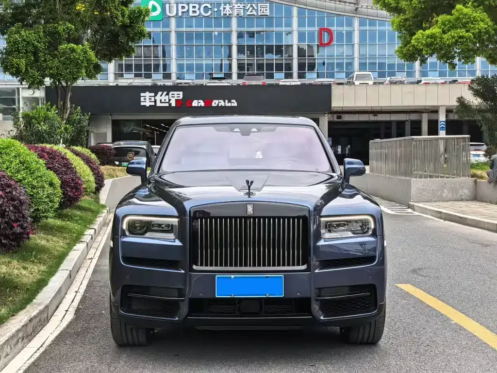 Rolls-Royce Cullinan — фото 6