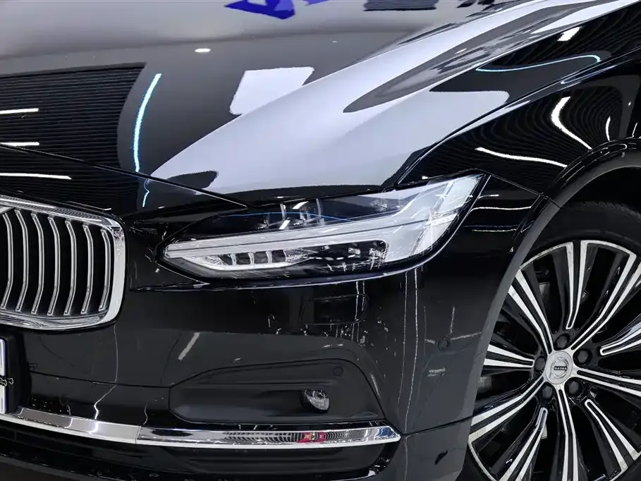 Volvo S90 — фото 4
