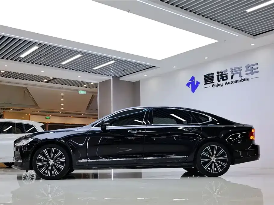 Volvo S90 — фото 6