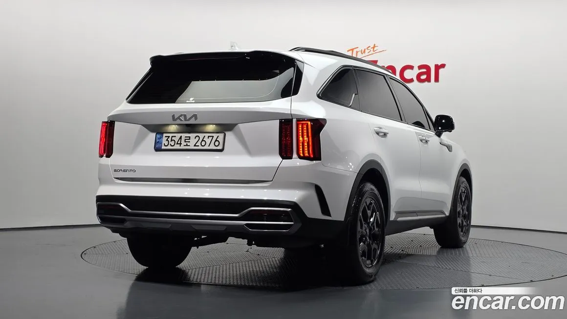 Kia Sorento — фото 9