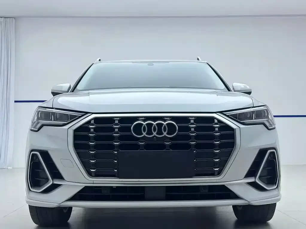 Audi Q3 — фото 2