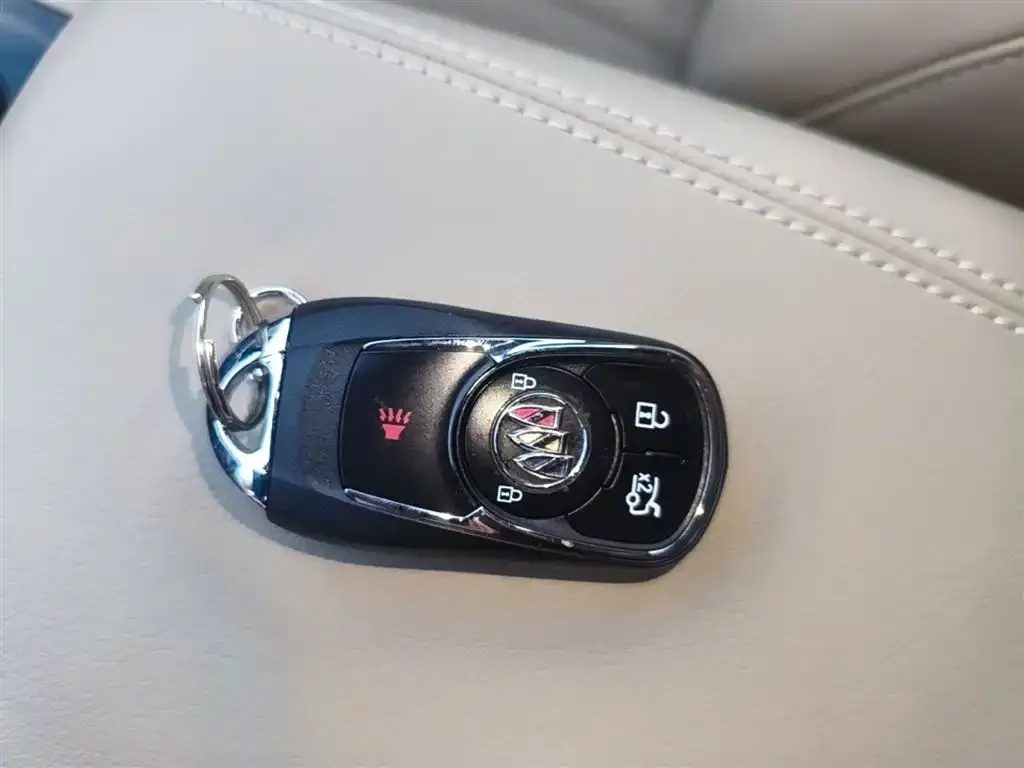 Buick Regal — фото 2
