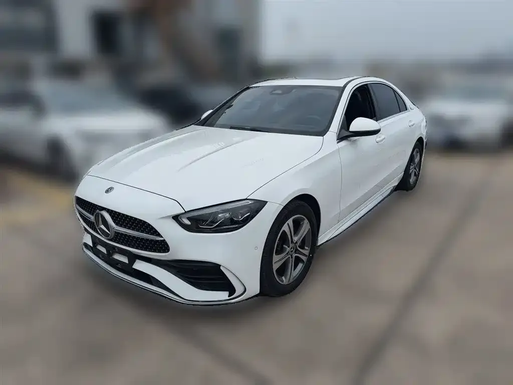 Mercedes-Benz C-Class — фото 1