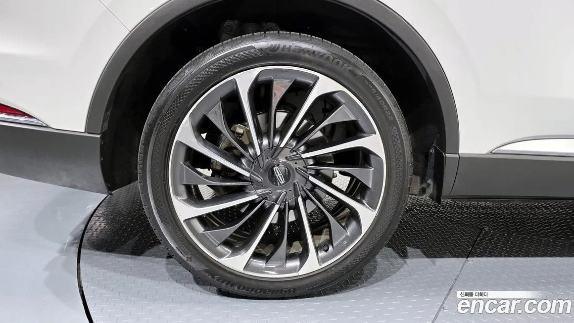 Lincoln Aviator 2021 из KR, фото 9