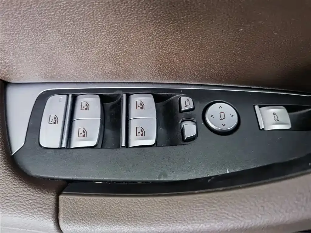 BMW X3 2022 из CN, фото 2