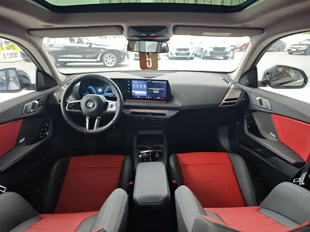BMW 2 Series 2025 из CN, фото 6