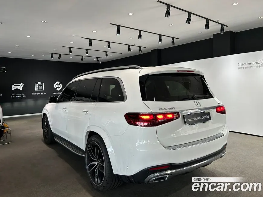 Mercedes-Benz GLS-Class — фото 10