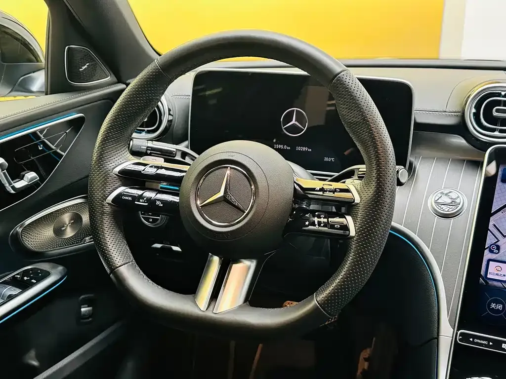 Mercedes-Benz C-Class — фото 10