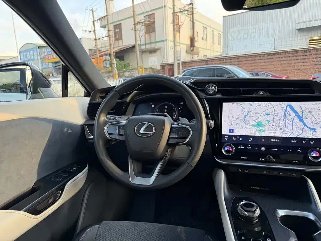 Lexus RZ 2023 из CN, фото 6