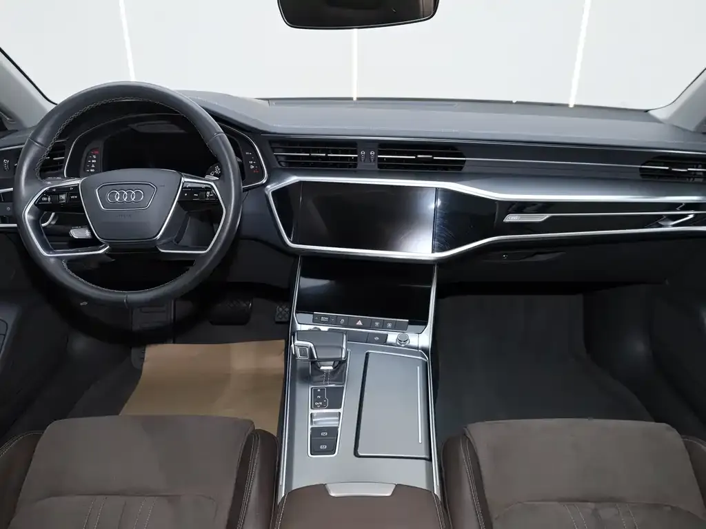 Audi A7L — фото 8