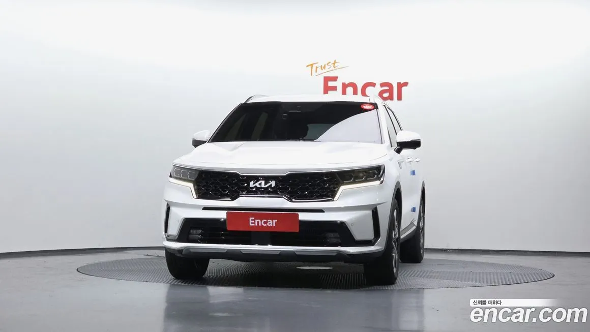 Kia Sorento — фото 6