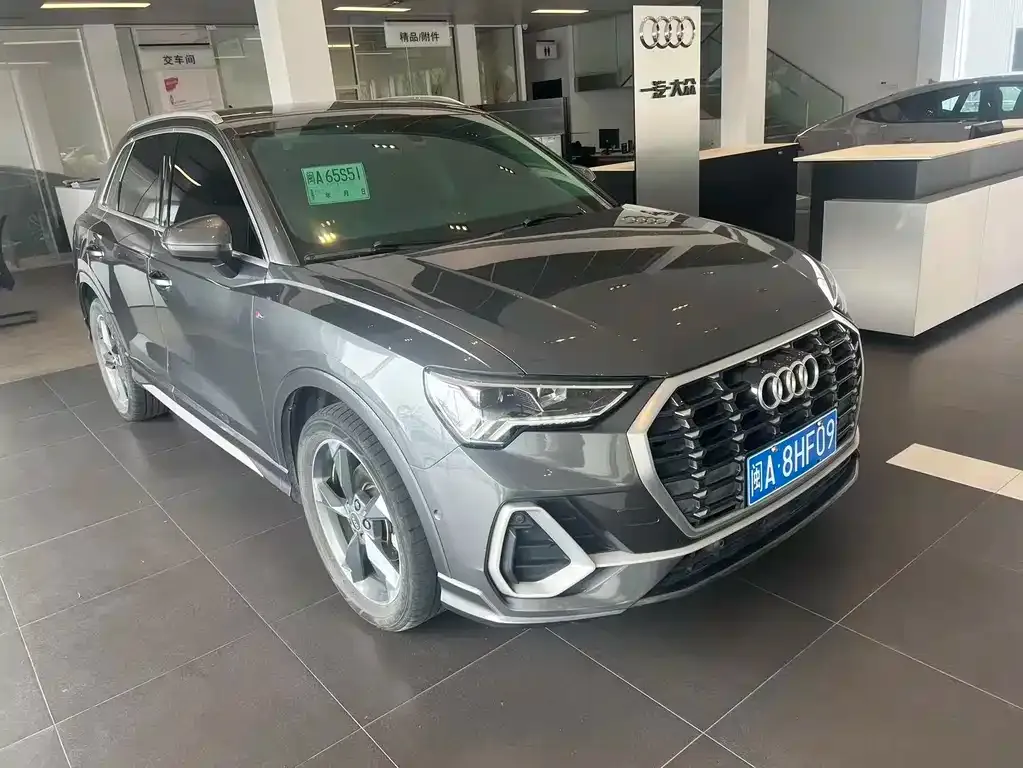 Audi Q3 — фото 5