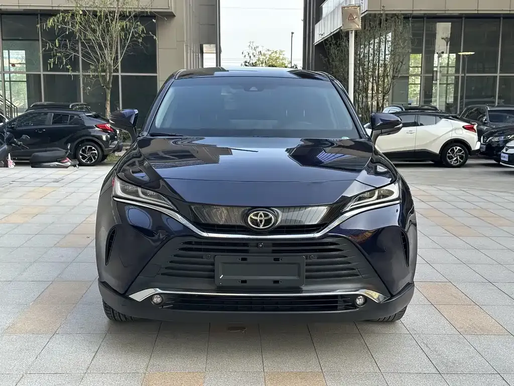 Toyota Harrier 2021 из CN, фото 3