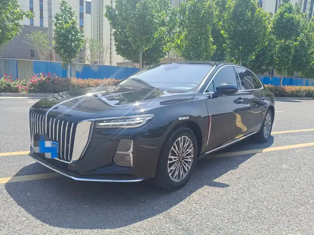 Hongqi H5 — фото 1