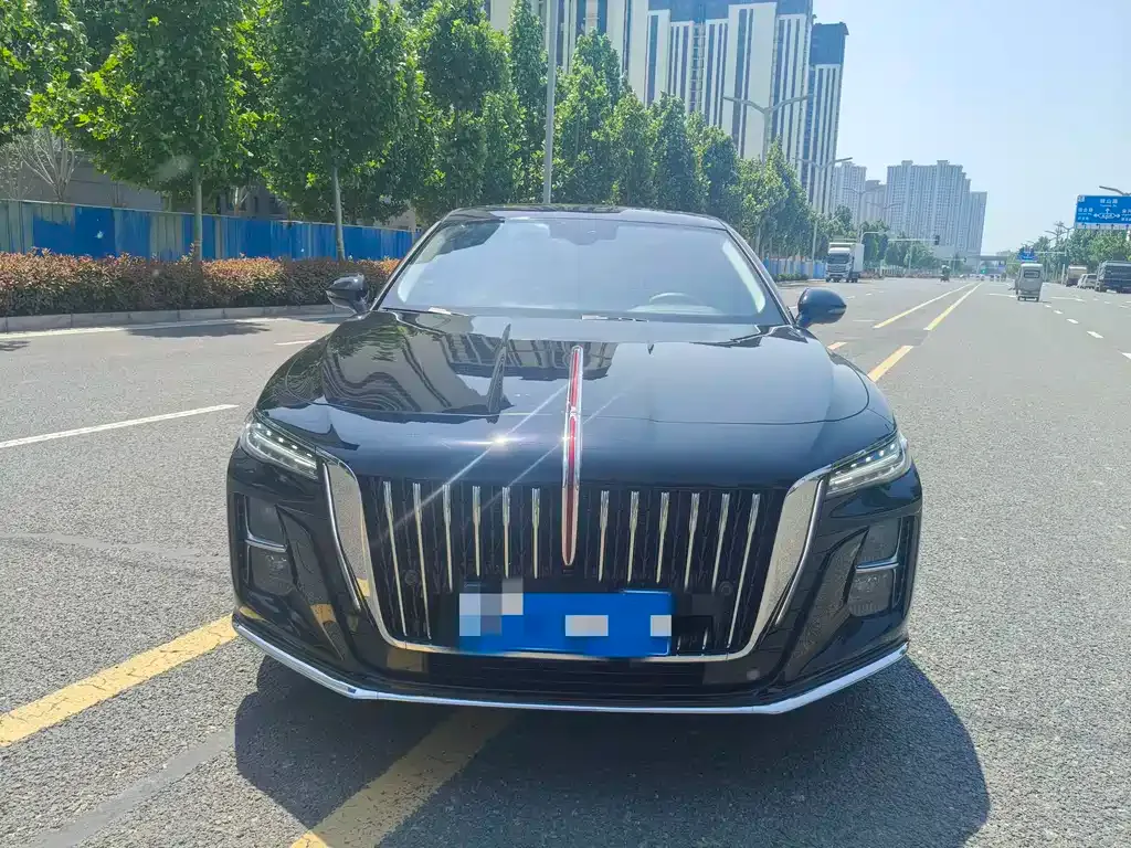 Hongqi H5 — фото 5