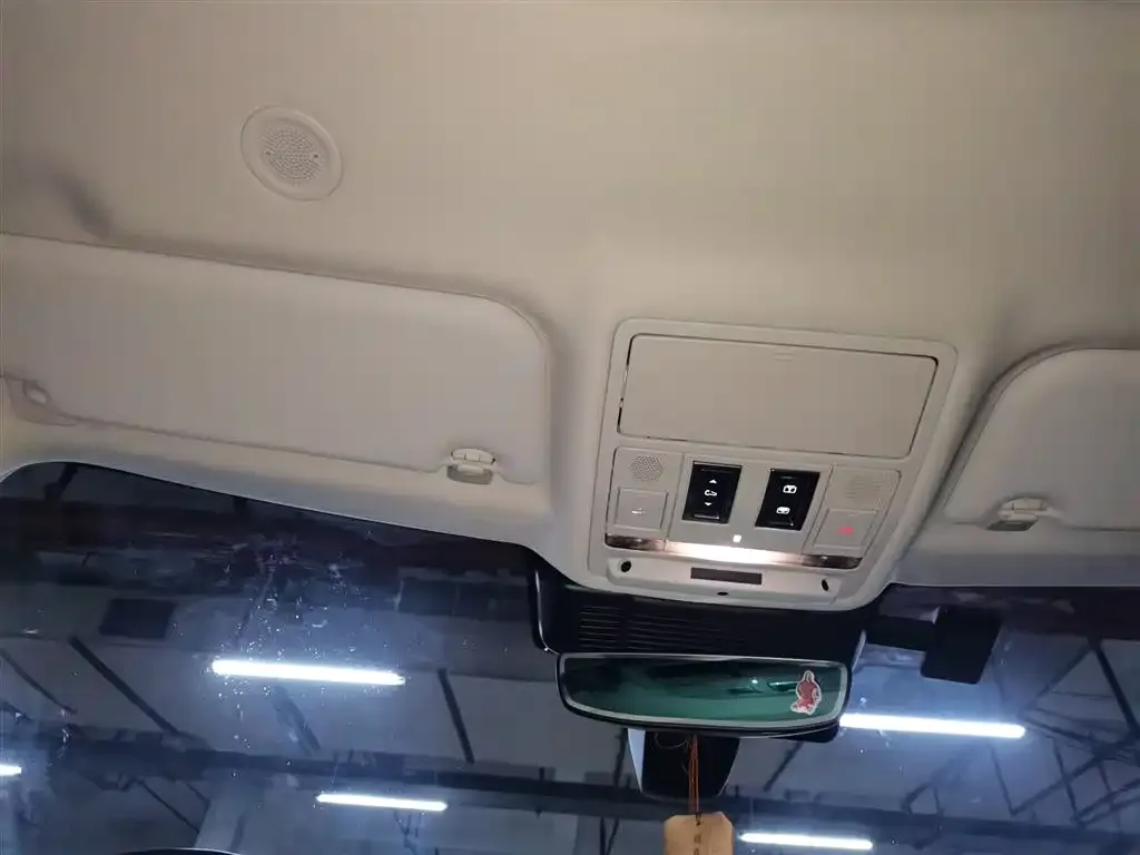 Land Rover Evoque 2021 из CN, фото 6